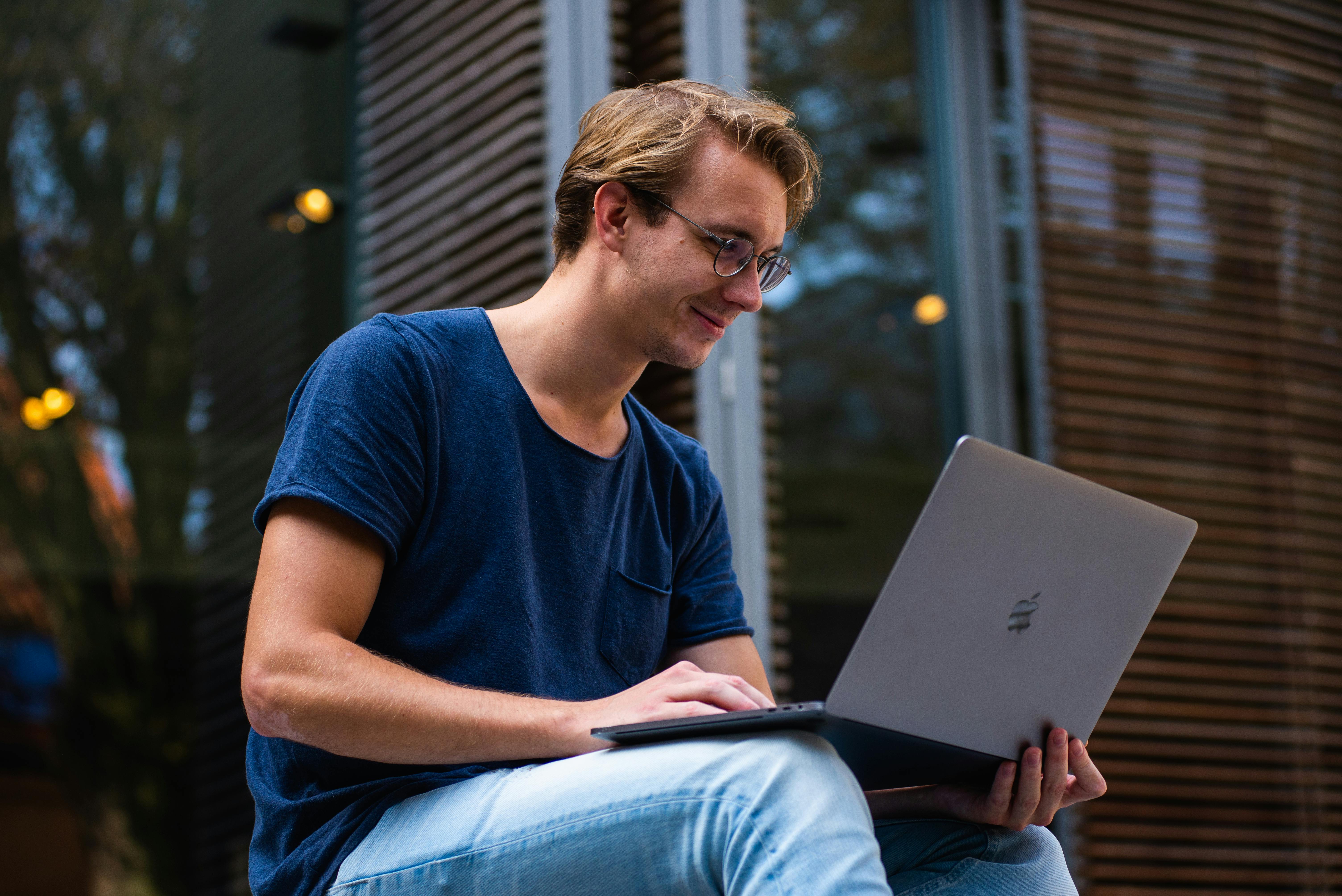 Je suis étudiant·e international·e.  Comment m\'inscrire à l\'UCLouvain ?